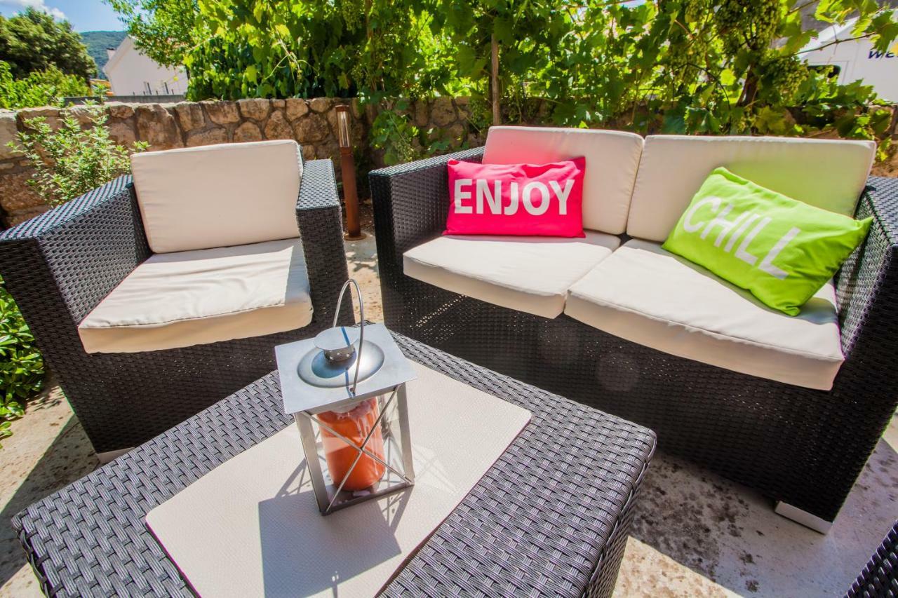 Apartman Madlen Cres Exterior photo